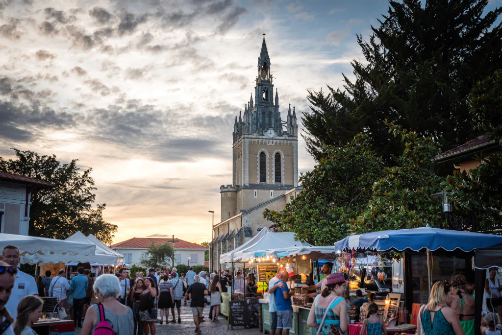 Marché nocturne