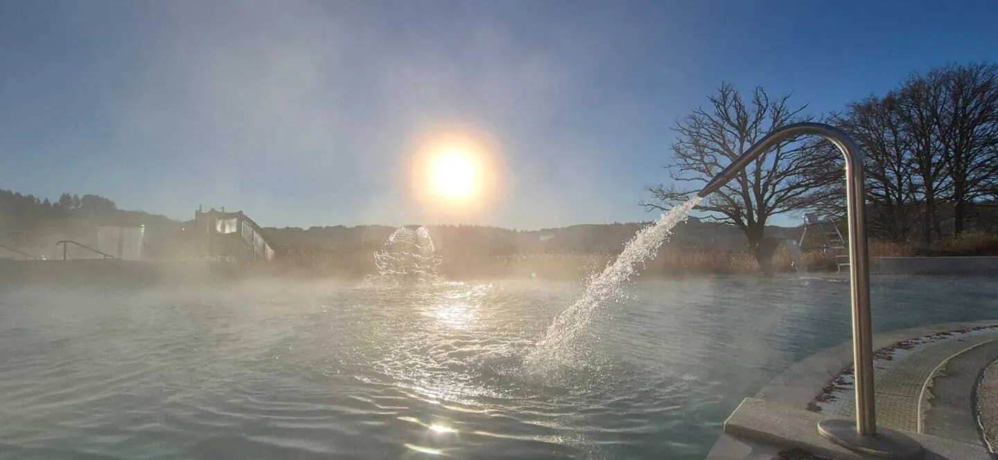 Bains nordiques à La Piscine du Lac de Saint-Pardoux