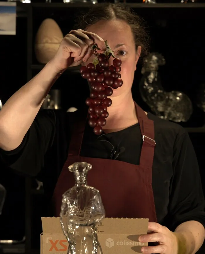 Chez Dyonisos - Myriam Gautier - Cie Les Becs Verseurs Théâtre du Cercle Rennes