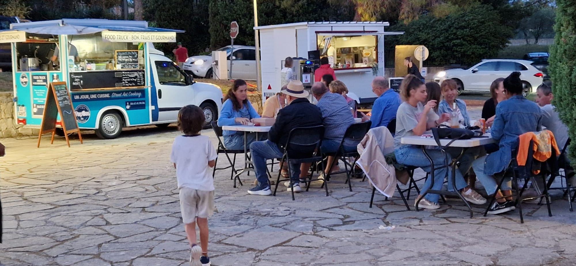 MARCHÉ GOURMAND