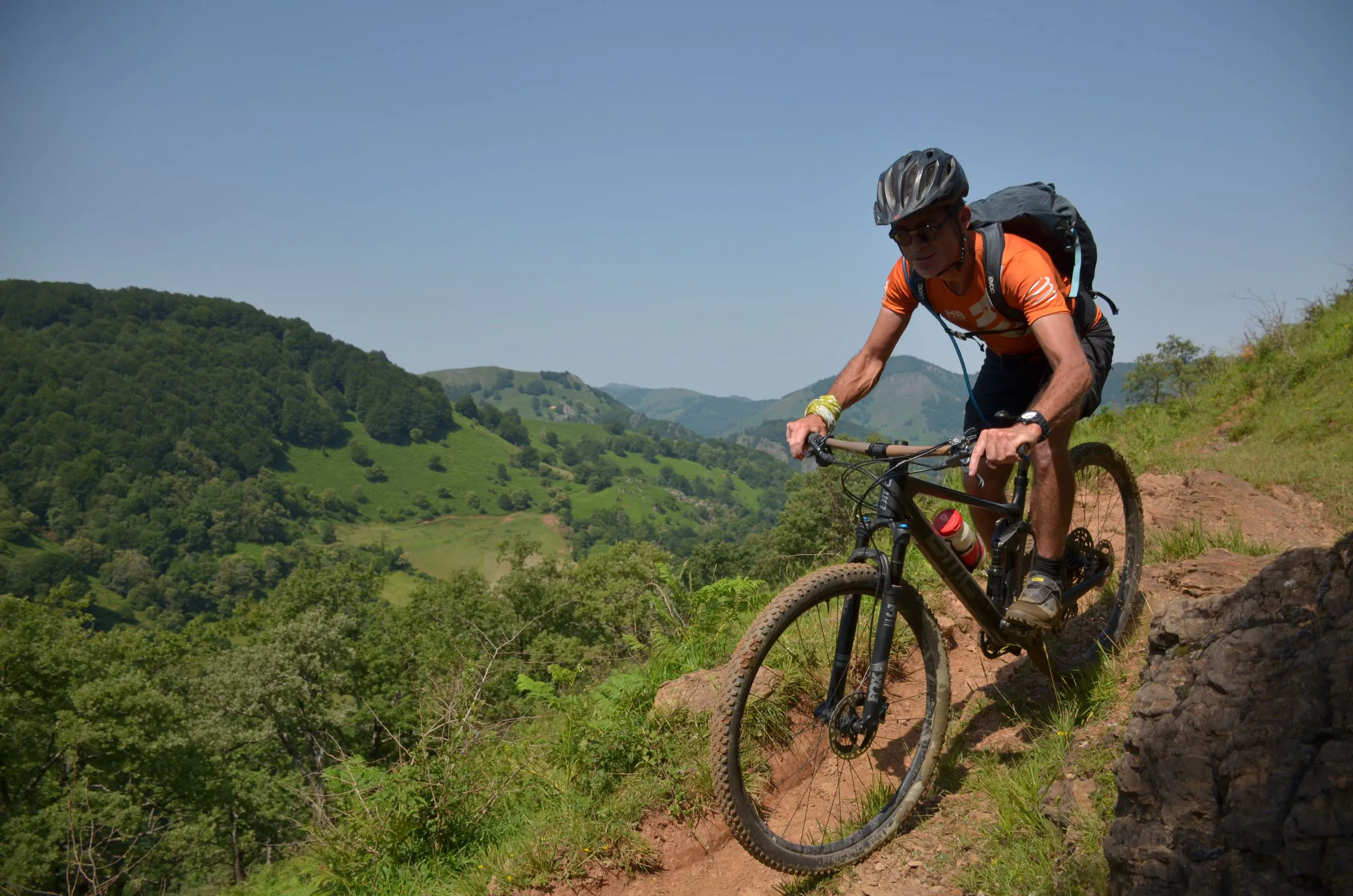 La Grande Traversée VTT des Pyrénées Licq-Athérey Saint-Jean-Pied-de-Port Licq-Athérey Nouvelle-Aquitaine