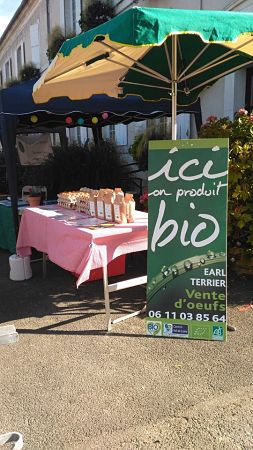 Marché nocturne bio à Levet