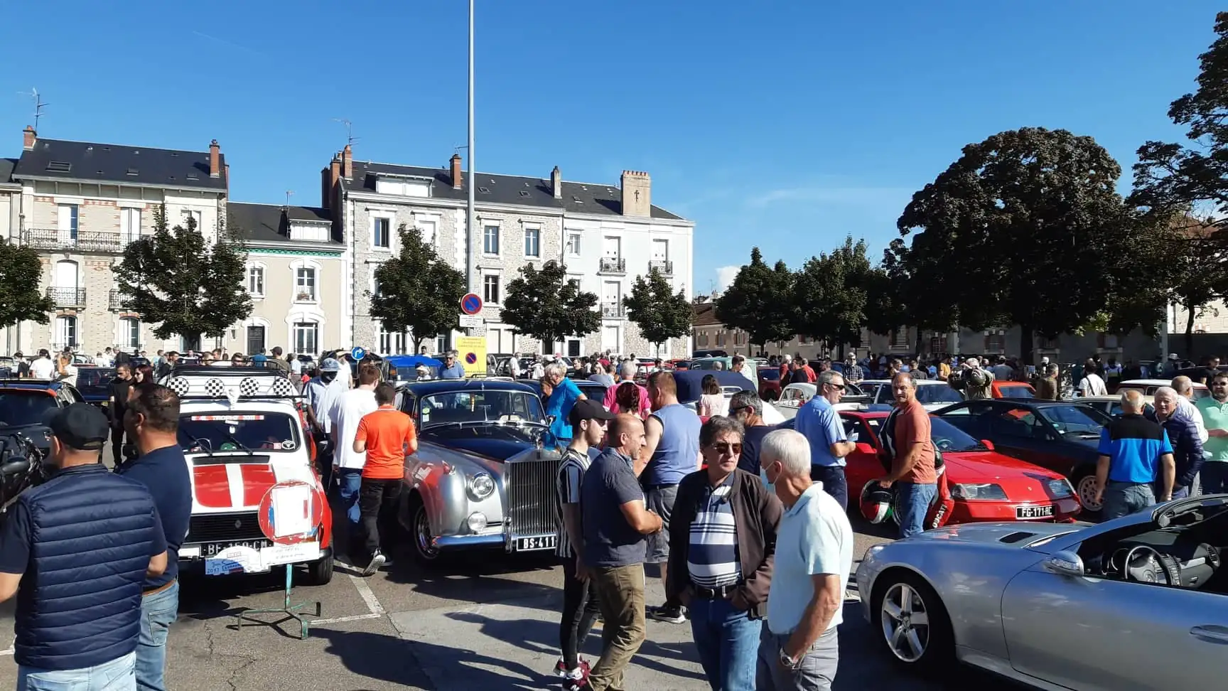 Les Rétromobiles Limoges