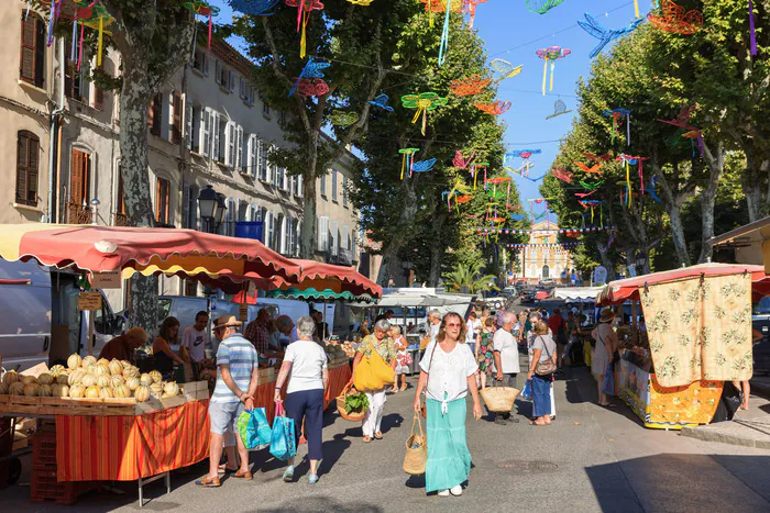 Marché des Producteurs de Pays de Lorgues Marché des Producteurs de Pays de Lorgues Lorgues