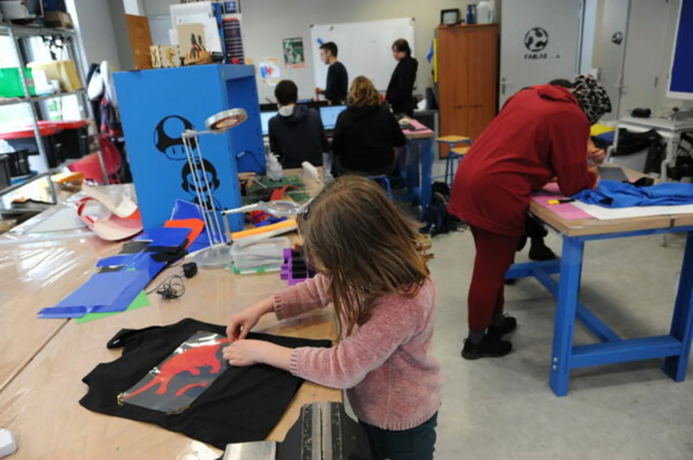 Atelier Fablab personnalise ton tee-shirt grâce au flocage textile