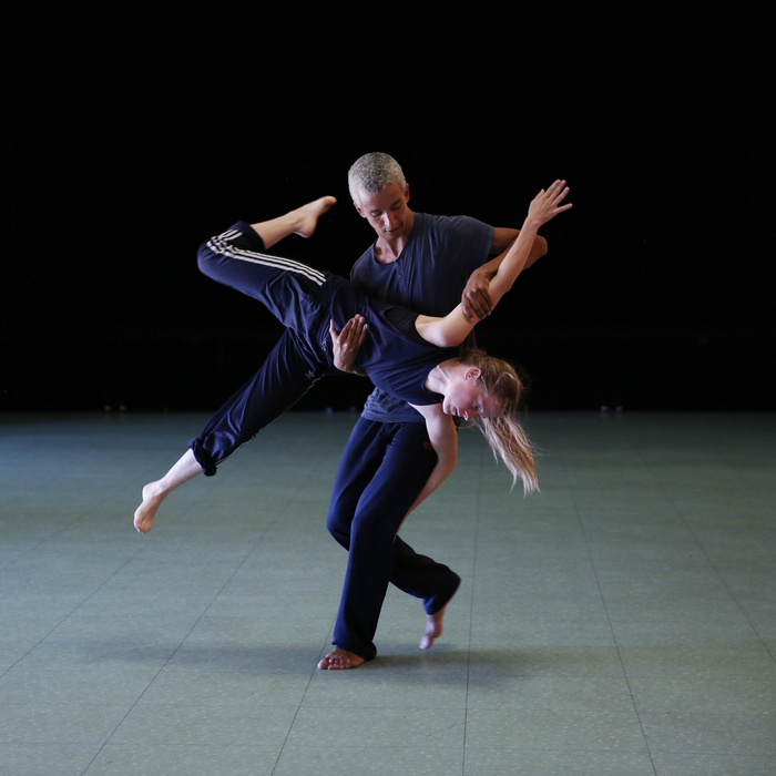 Nishike Trio et Footstyle - Cie Azadi et Cie Unisphère Théâtre Municipal Pazenais