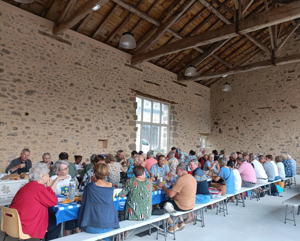 Marché fermier semi-nocturne à Saint-Cyr et concert gratuit