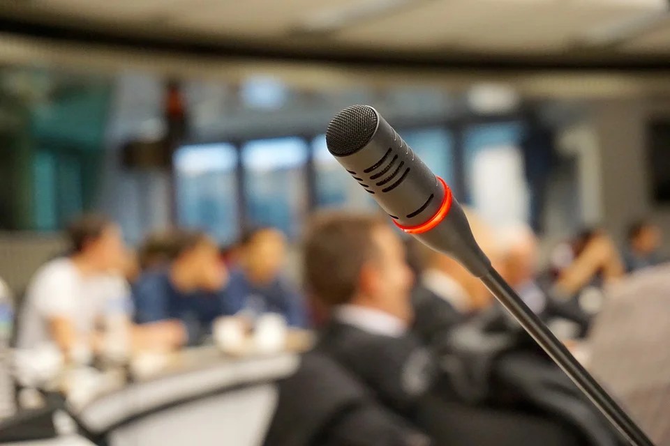 Conférence de l'AGORA à Saint-Ouen