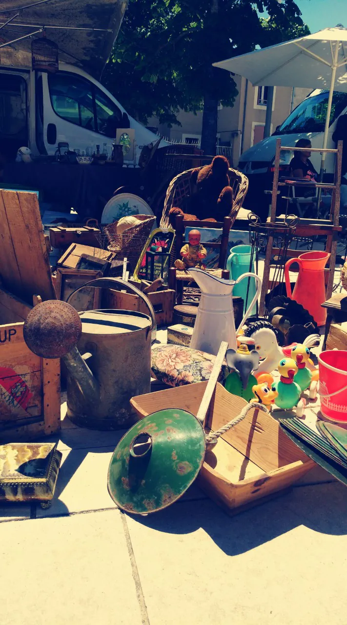 Brocante et vide-greniers à Bach: les 20 ans