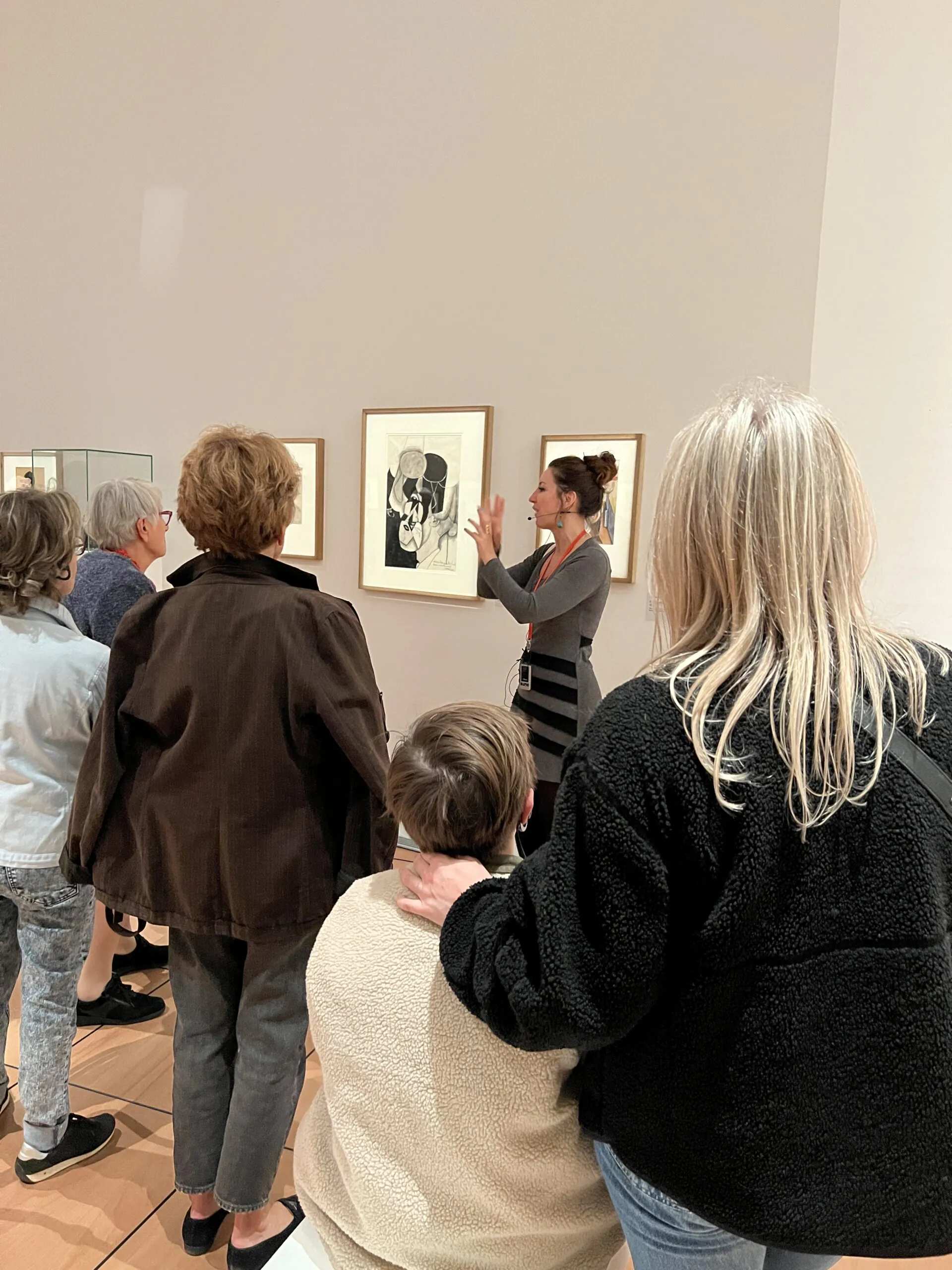 VISITES COMMENTEES NOUVEL ACCROCHAGE D'ART CONTEMPORAIN