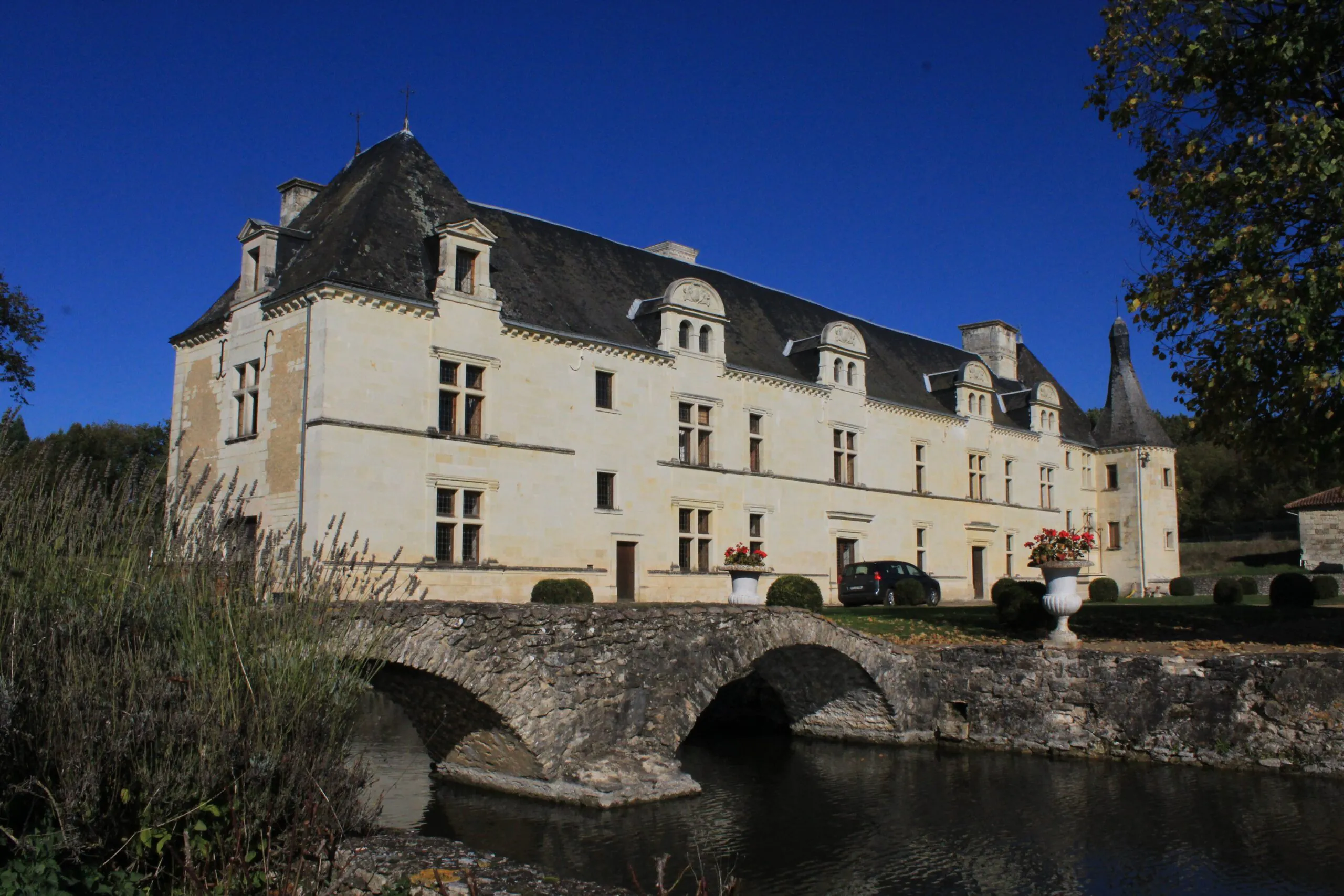 Secrets de Pays Les Secrets du Château de la Fuye