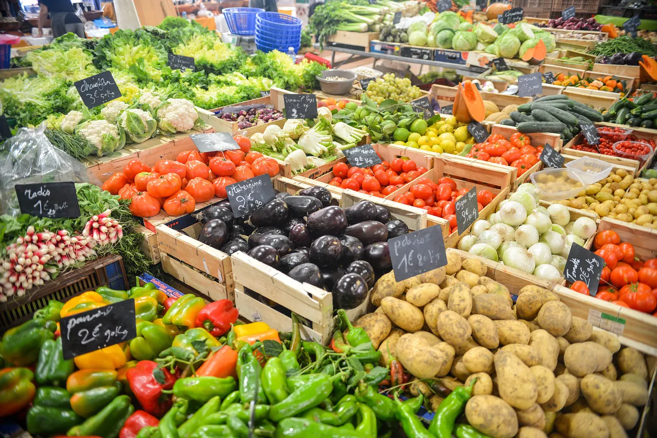 Marché d'Ouzouer sur Loire - Dimanche