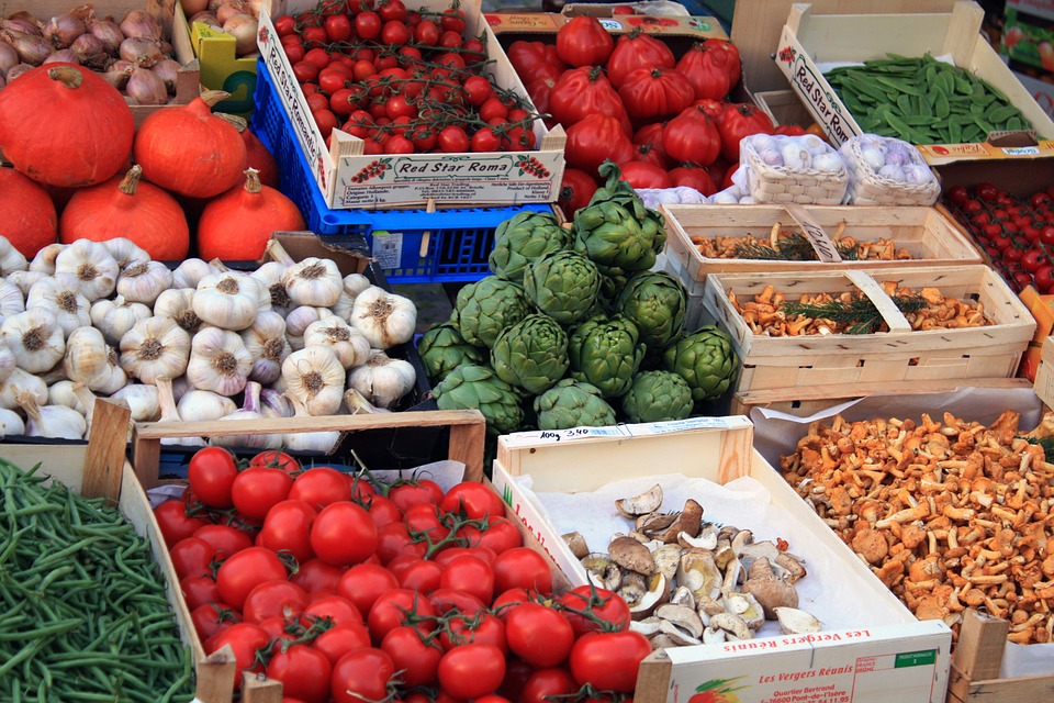 MARCHÉ DE SAINT-GERMAIN-DE-CALBERTE