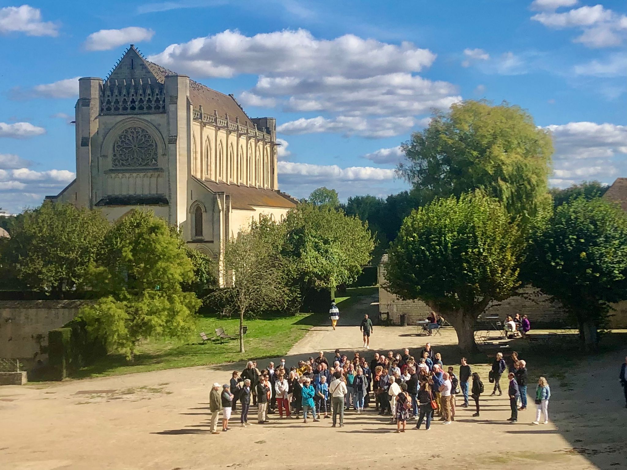 Les Étonnants Patrimoines Visite sensorielle de l'abbaye d'Ardenne