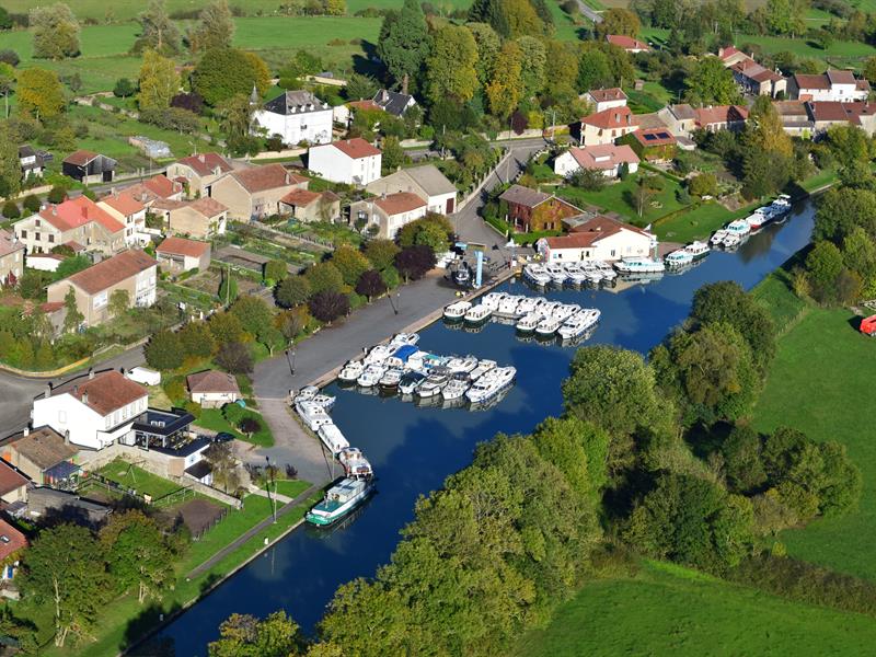 Véloroute V52 en Moselle Lagarde Grand Est
