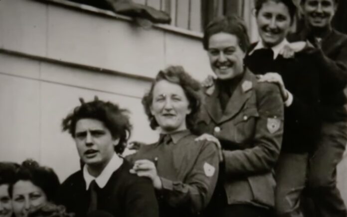 Filles Escadron Bleu