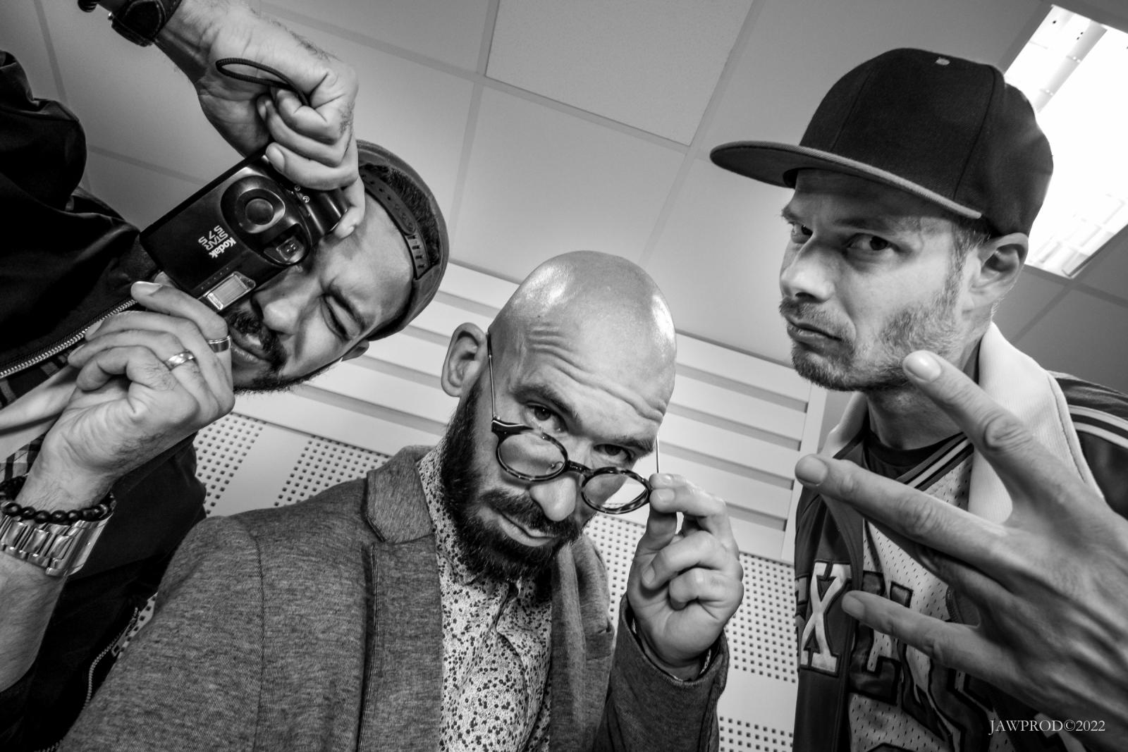 Des Lendemains Qui Chantent Hoora ! // Les Frères Casquette "Génération"