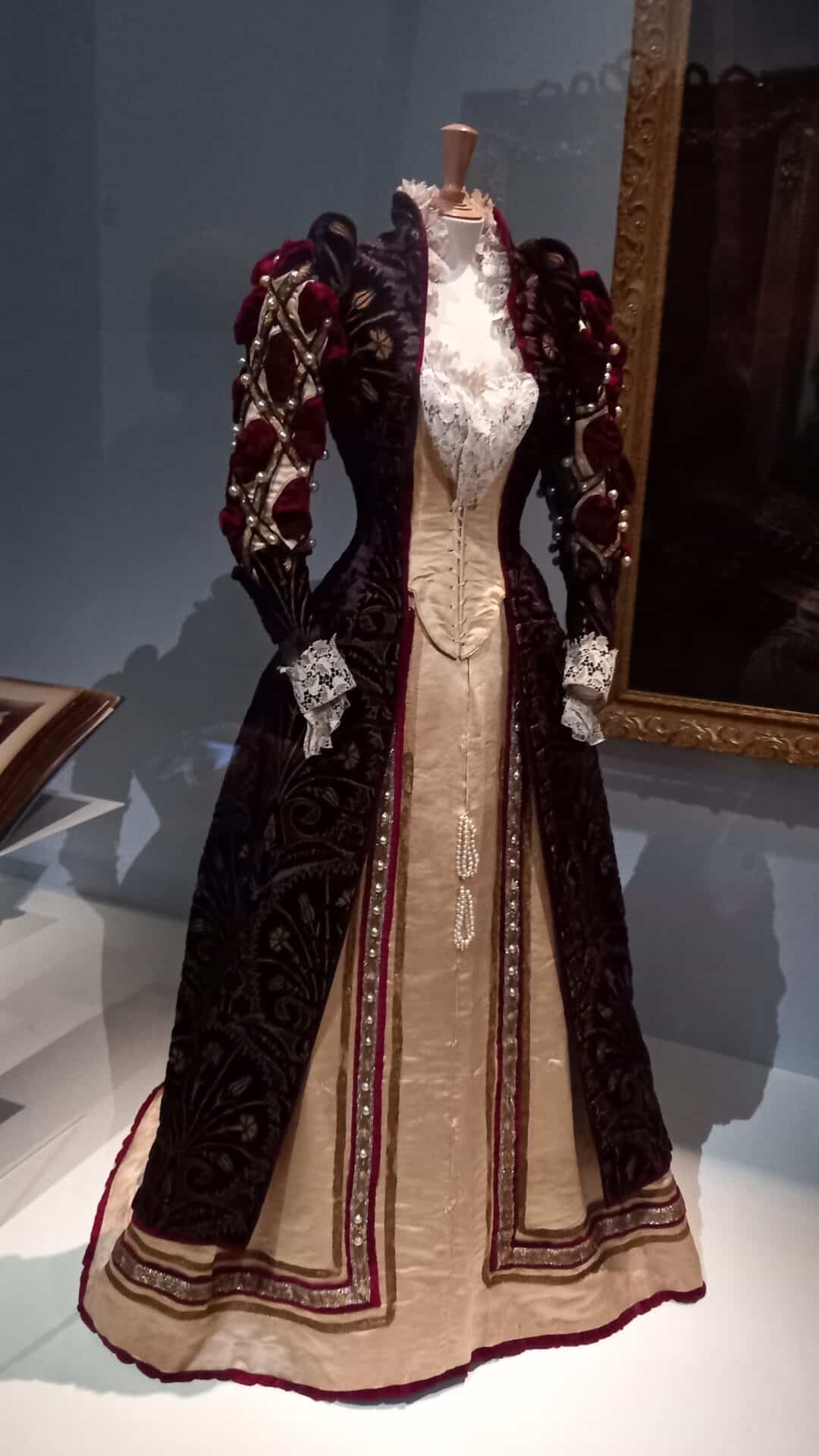 charles frederick worth