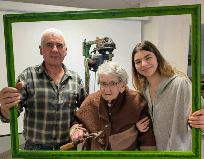 Exposition "Les 100 Visages qui disent Oui" Foyer Soleil Millau Millau