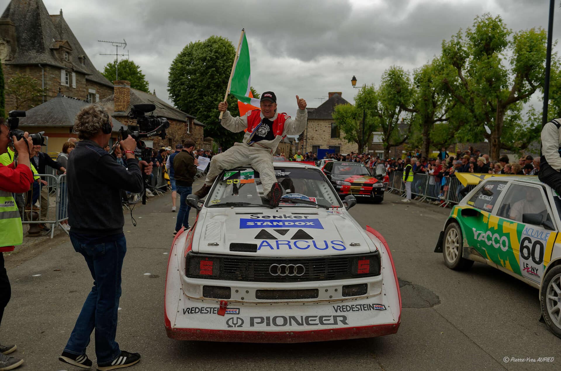 David HALFORD lors de la parade des pilotes au Lohéac Legend festival 2025