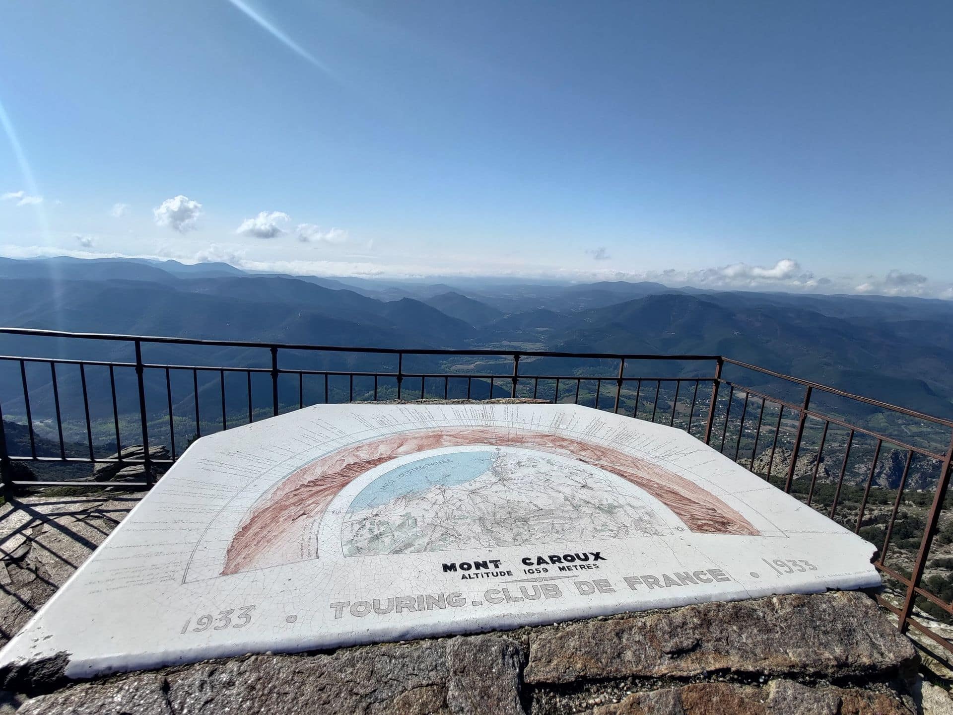 RANDONNEE DES GORGES D’HERIC PAR LA TABLE D’ORIENTATION Mons Occitanie RANDONNEE DES GORGES D'HERIC PAR LA TABLE D'ORIENTATION Mons Occitanie