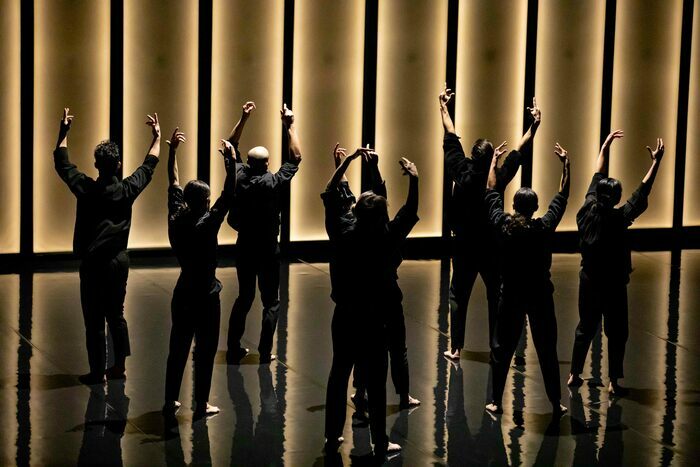 Les Yeux fermés Théâtre de la Fleuriaye