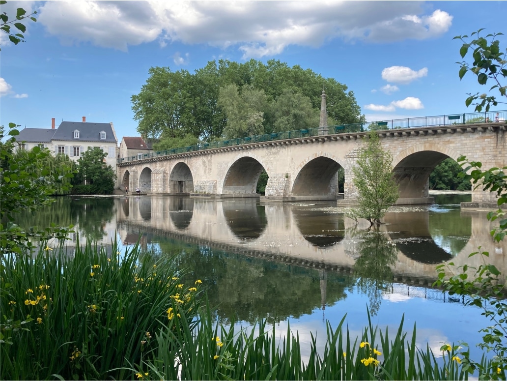 Autour de la pie ©FFRandonnée / CDRP 45 Saint-Hilaire-Saint-Mesmin Centre-Val de Loire