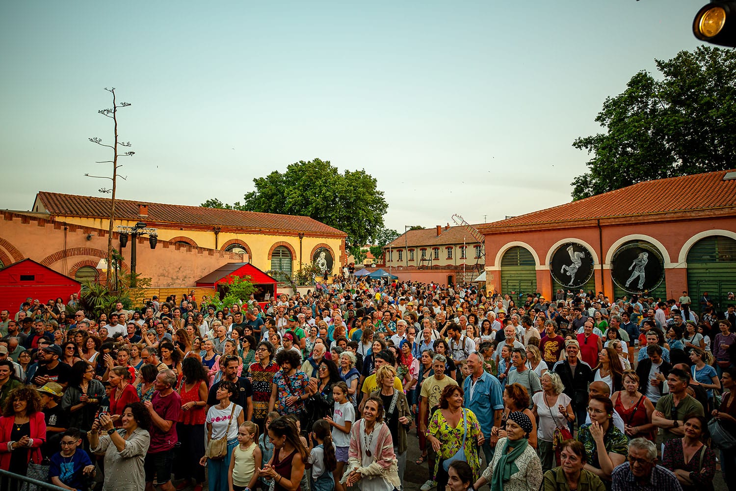 FESTIVAL IDA Y VUELTA