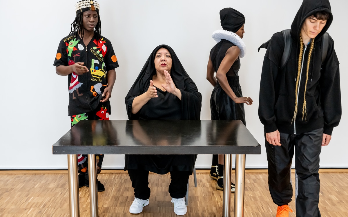 Histoire(s) Décoloniale(s) #Portraits croisés – Betty Tchomanga Théâtre de la Bastille PARIS 11