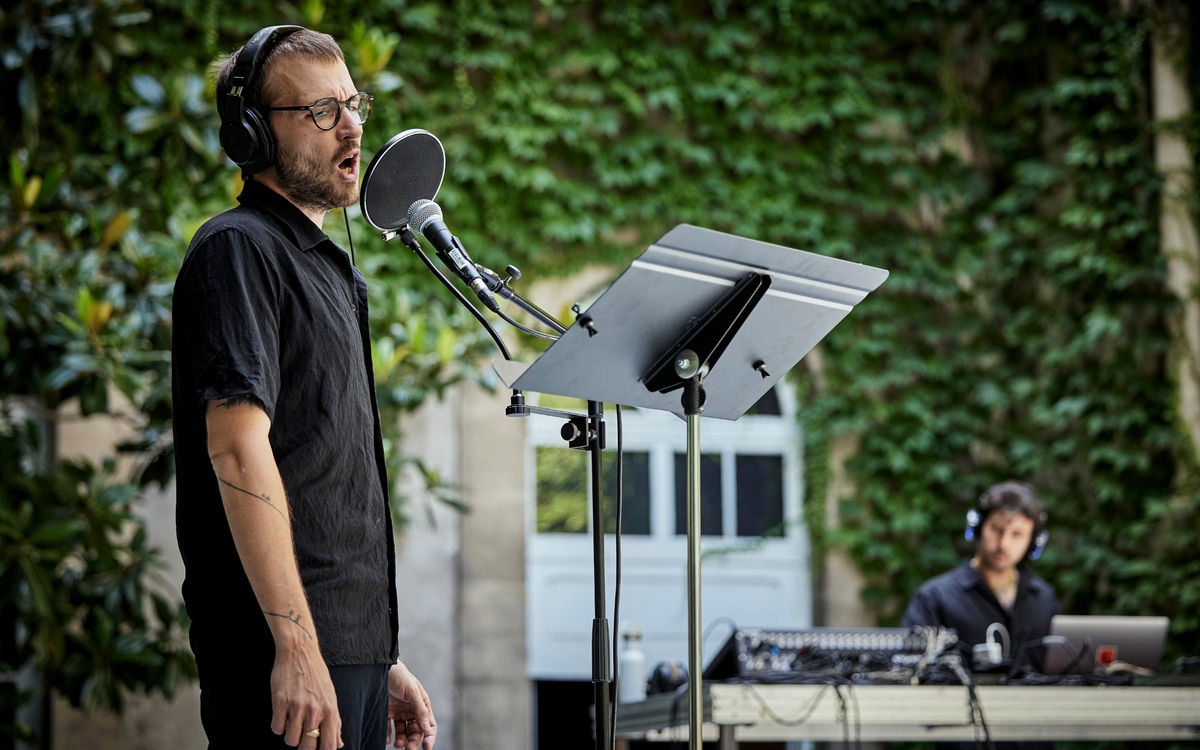 Jeune mort - Guillaume Cayet Mairie du 11e arrondissement  PARIS