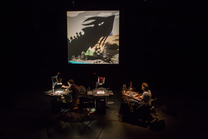 MOJURZIKONG / Compagnie Sous la Tour Le Volume Vern-sur-Seiche