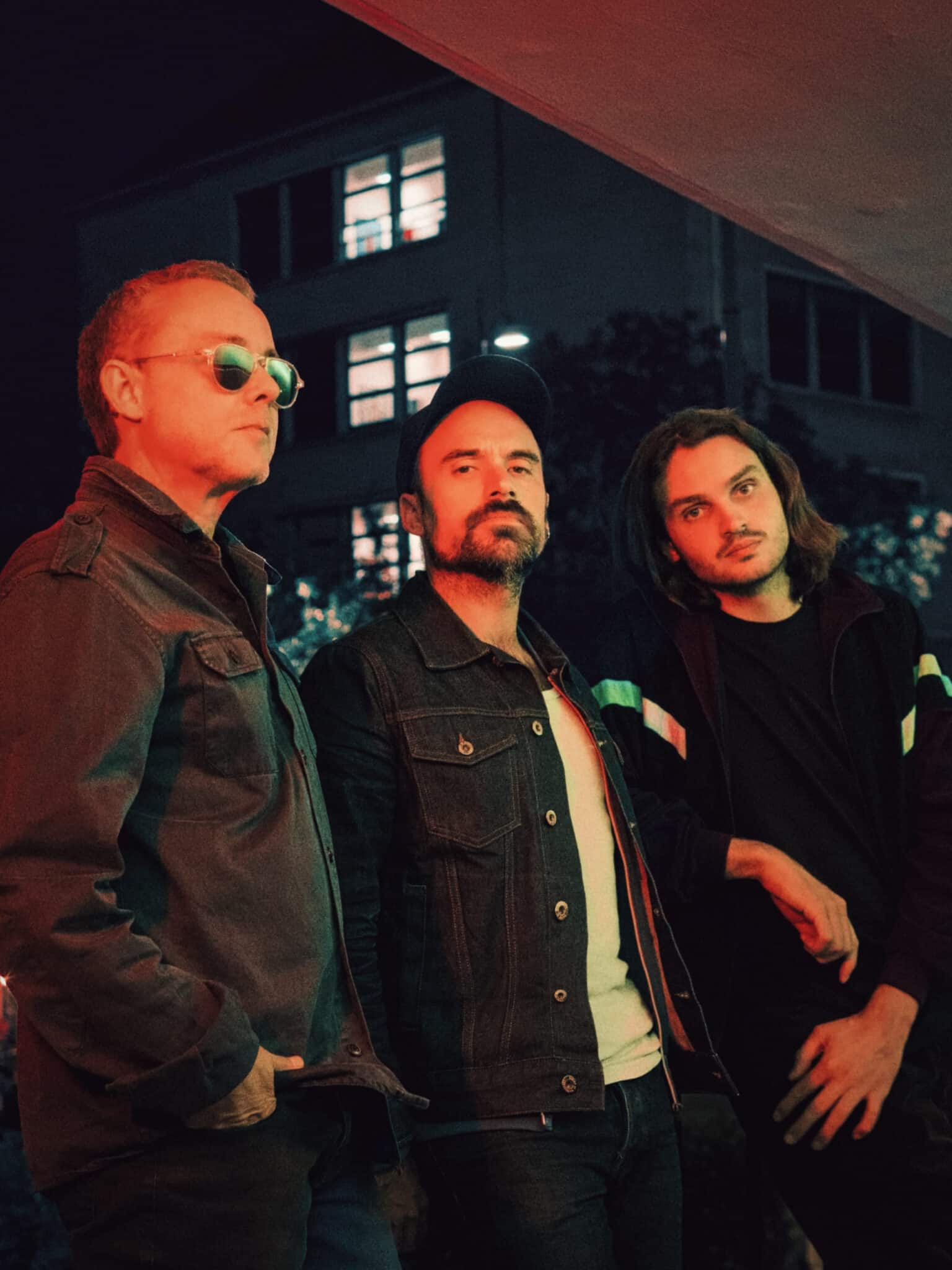 No money kids + Back and forth