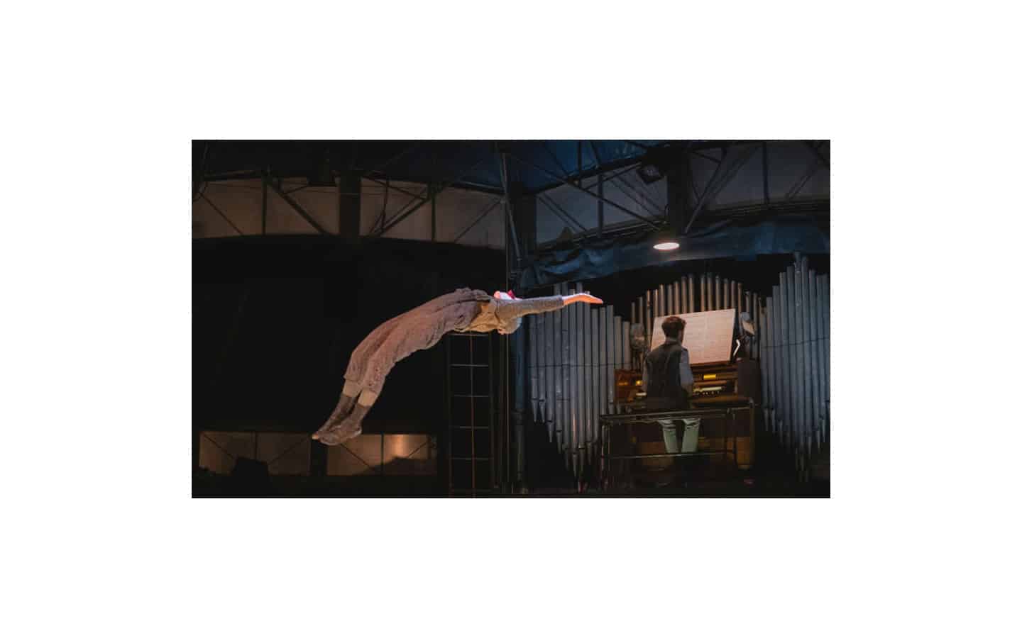 Espaces Pluriels Strano Cirque Trottola