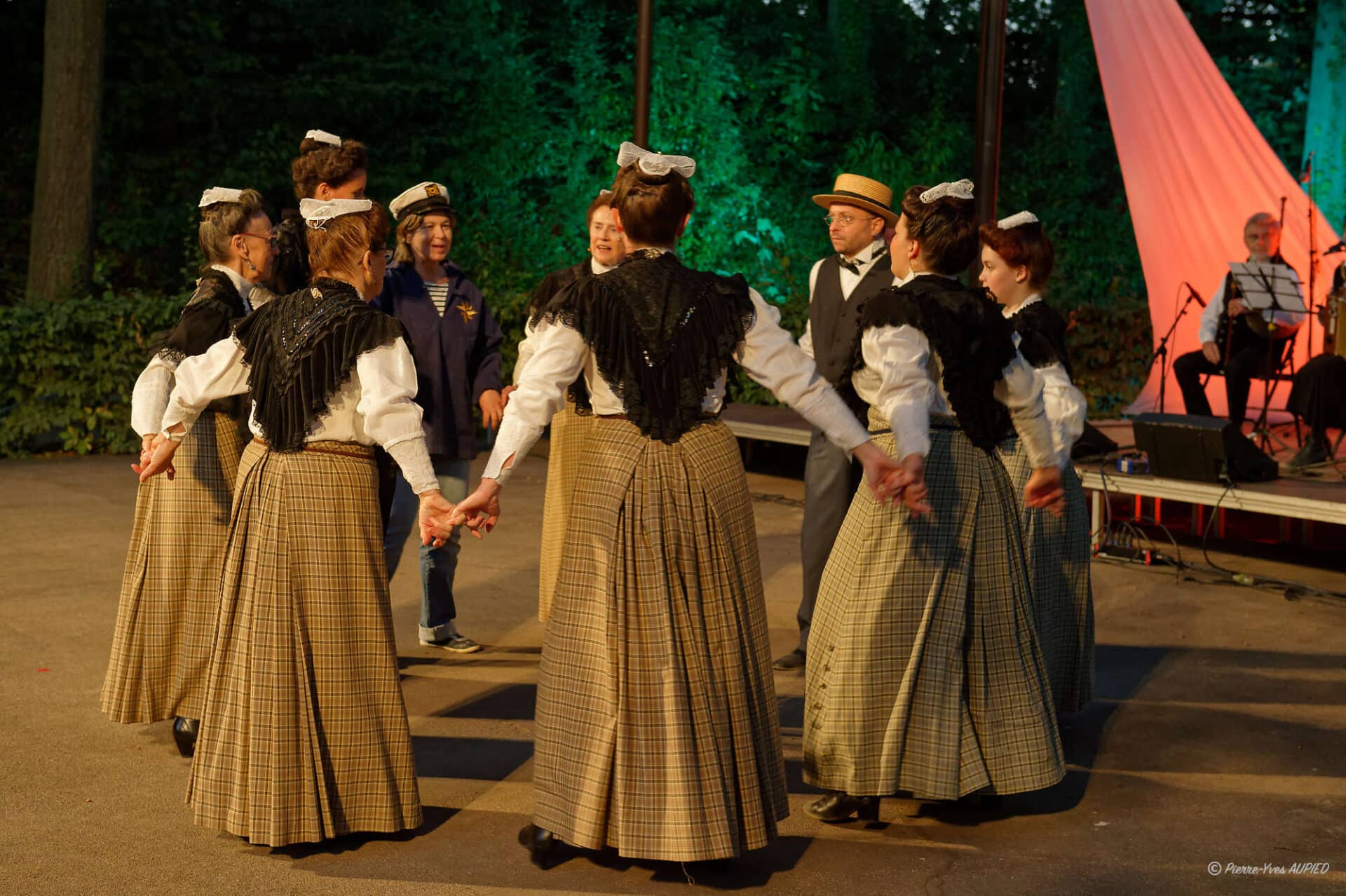 Le Cercle Avant-deux du Rheu aux Mercredis du Thabor de Rennes le 2 Juillet 2025