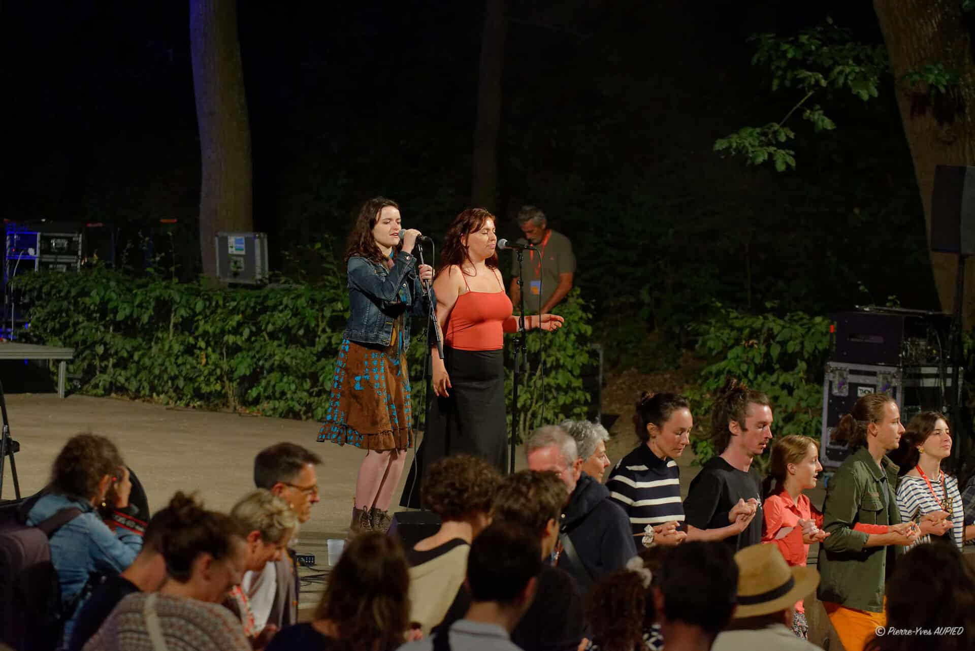 Maela hag Anouk lors de la seconde soirée des Mercredis du Thabor 2025 le 9 Juillet 2025 à Rennes