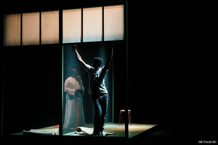 JE SUIS BLANC ET JE VOUS MERDE de Soeuf Elbadawi Théâtre des Quartiers d'Ivry Ivry-sur-Seine