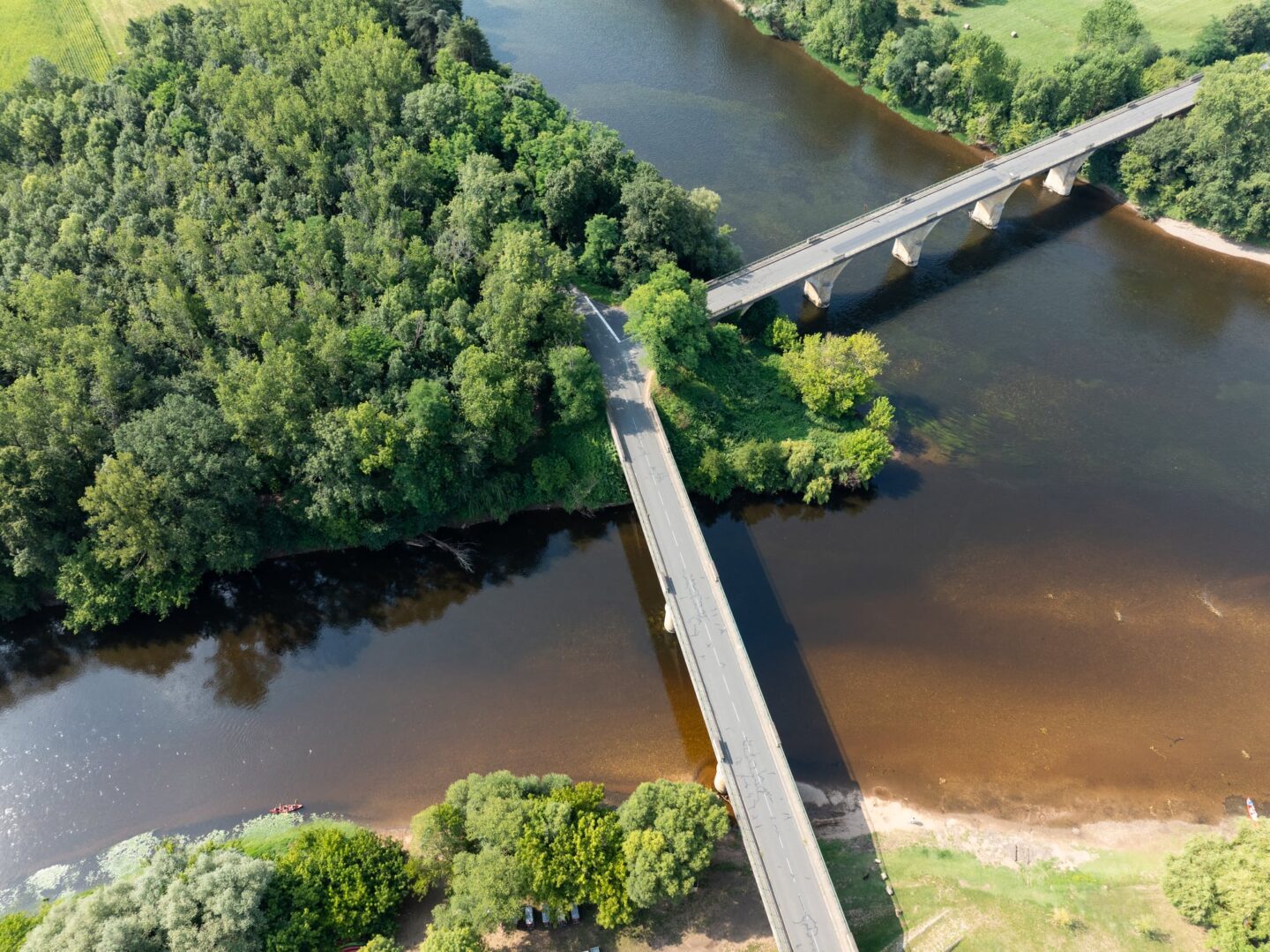 Petite boucle de Limeuil Lac Rouge n° 39 / Limeuil Limeuil Nouvelle-Aquitaine Petite boucle de Limeuil Lac Rouge n° 39 / Limeuil Limeuil Nouvelle-Aquitaine