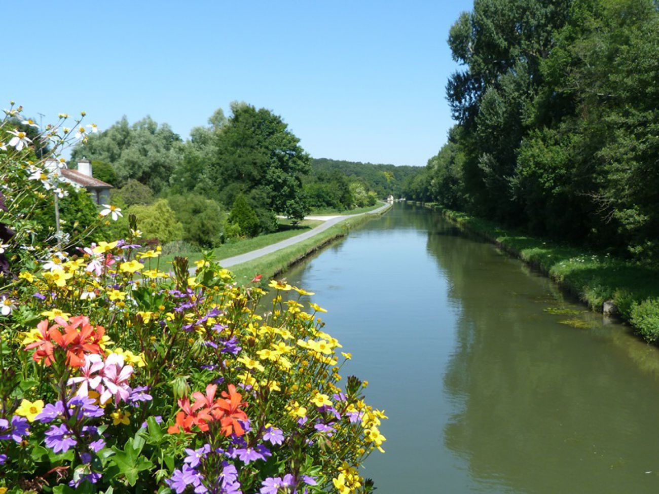 EV3 La Scandibérique dans le Loiret Nargis Centre-Val de Loire EV3 La Scandibérique dans le Loiret Nargis Centre-Val de Loire