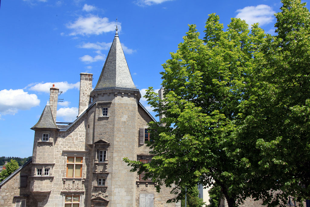 Ballades à la Ventadour Ussel Nouvelle-Aquitaine Ballades à la Ventadour Ussel Nouvelle-Aquitaine