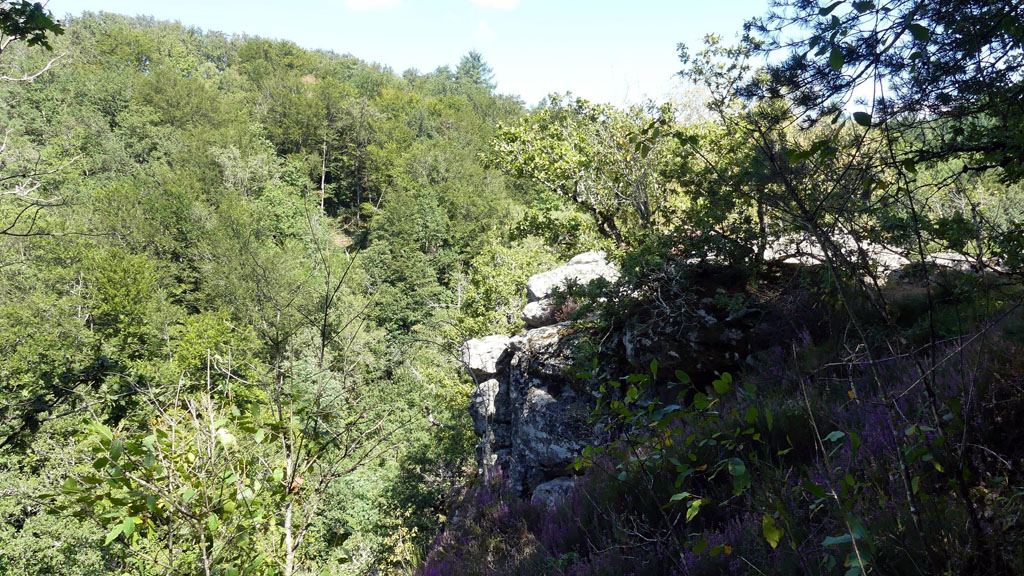 Le rocher des folles Affieux Nouvelle-Aquitaine