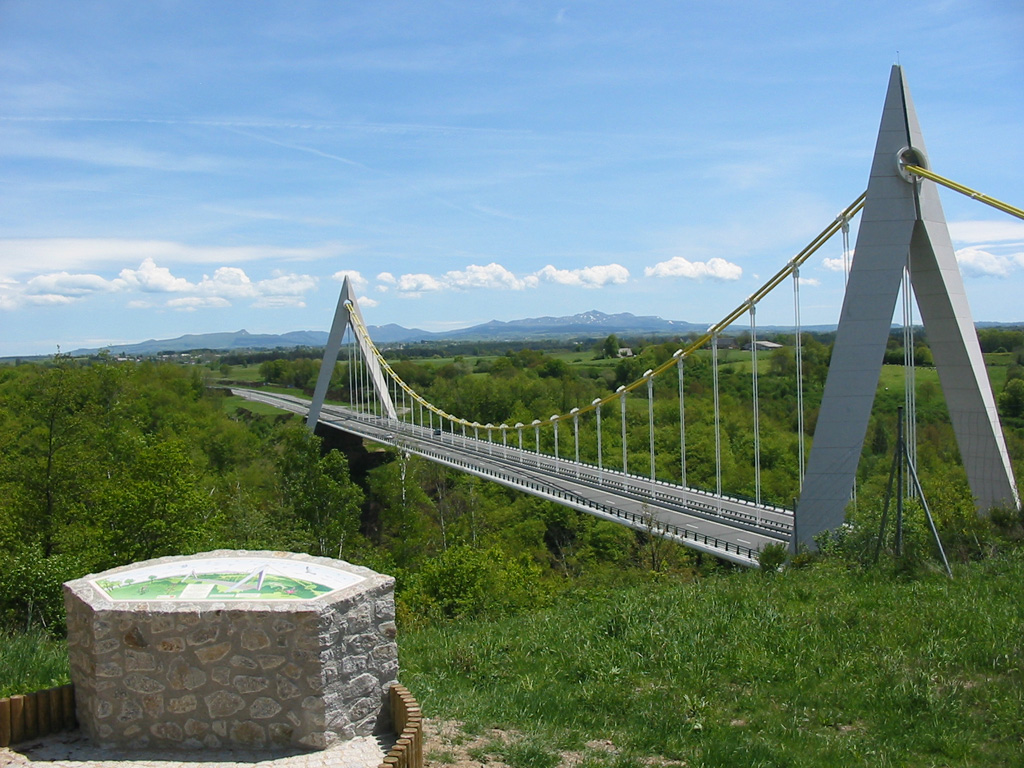 Le Pont Romain Merlines Nouvelle-Aquitaine