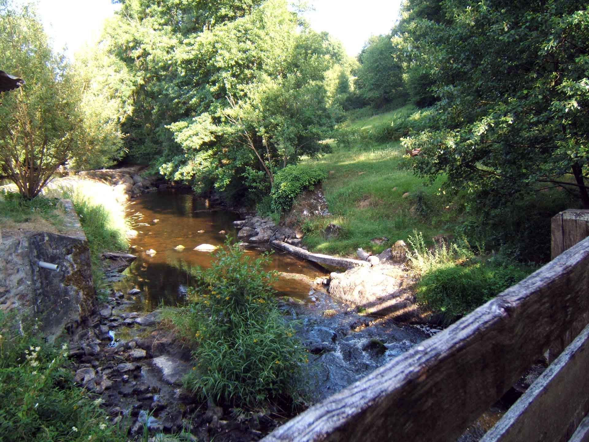 Chemin des deux moulins Droux Nouvelle-Aquitaine