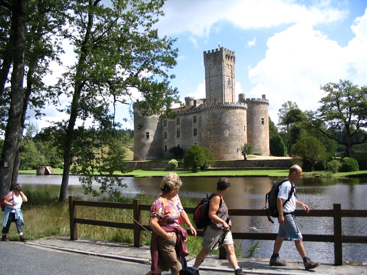 Sentier marche nordique Montbrun Dournazac Nouvelle-Aquitaine Sentier marche nordique Montbrun Dournazac Nouvelle-Aquitaine