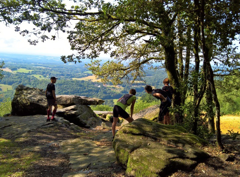 Base Uni’Vert Trail des Monts d’Ambazac Le sentier de la pierre branlante La Jonchère-Saint-Maurice Nouvelle-Aquitaine Base Uni'Vert Trail des Monts d'Ambazac Le sentier de la pierre branlante La Jonchère-Saint-Maurice Nouvelle-Aquitaine