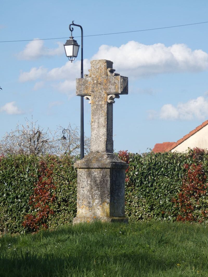 20 Boucle du village Farges-Allichamps Farges-Allichamps Centre-Val de Loire