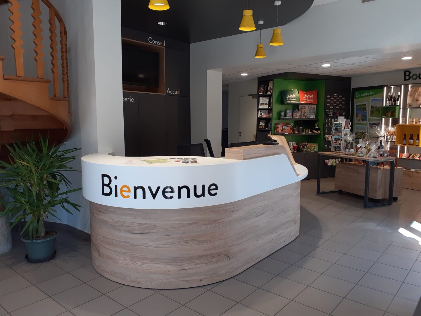 Rejoindre l'Office de tourisme de Bressuire depuis la Vélidéale Bressuire Nouvelle-Aquitaine