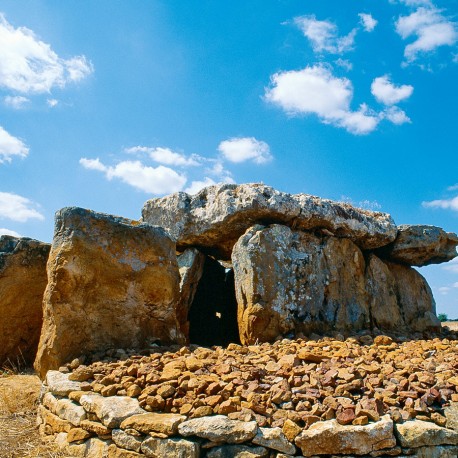 Les mégalithes Taizé Plaine-et-Vallées Nouvelle-Aquitaine Les mégalithes Taizé Plaine-et-Vallées Nouvelle-Aquitaine