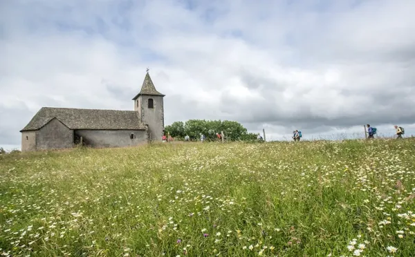 Randonnée Le chemin de Bleys et la chapelle Saint Jean Rieupeyroux Occitanie