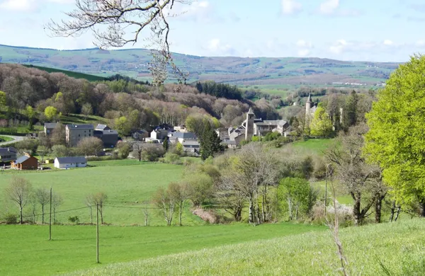 Cyclotourisme Circuit entre Lévézou et Laissagais Sévérac d'Aveyron Occitanie