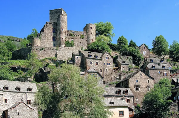 Circuit vélo-route "Au détour des plus beaux villages de France" Sauveterre-de-Rouergue Occitanie